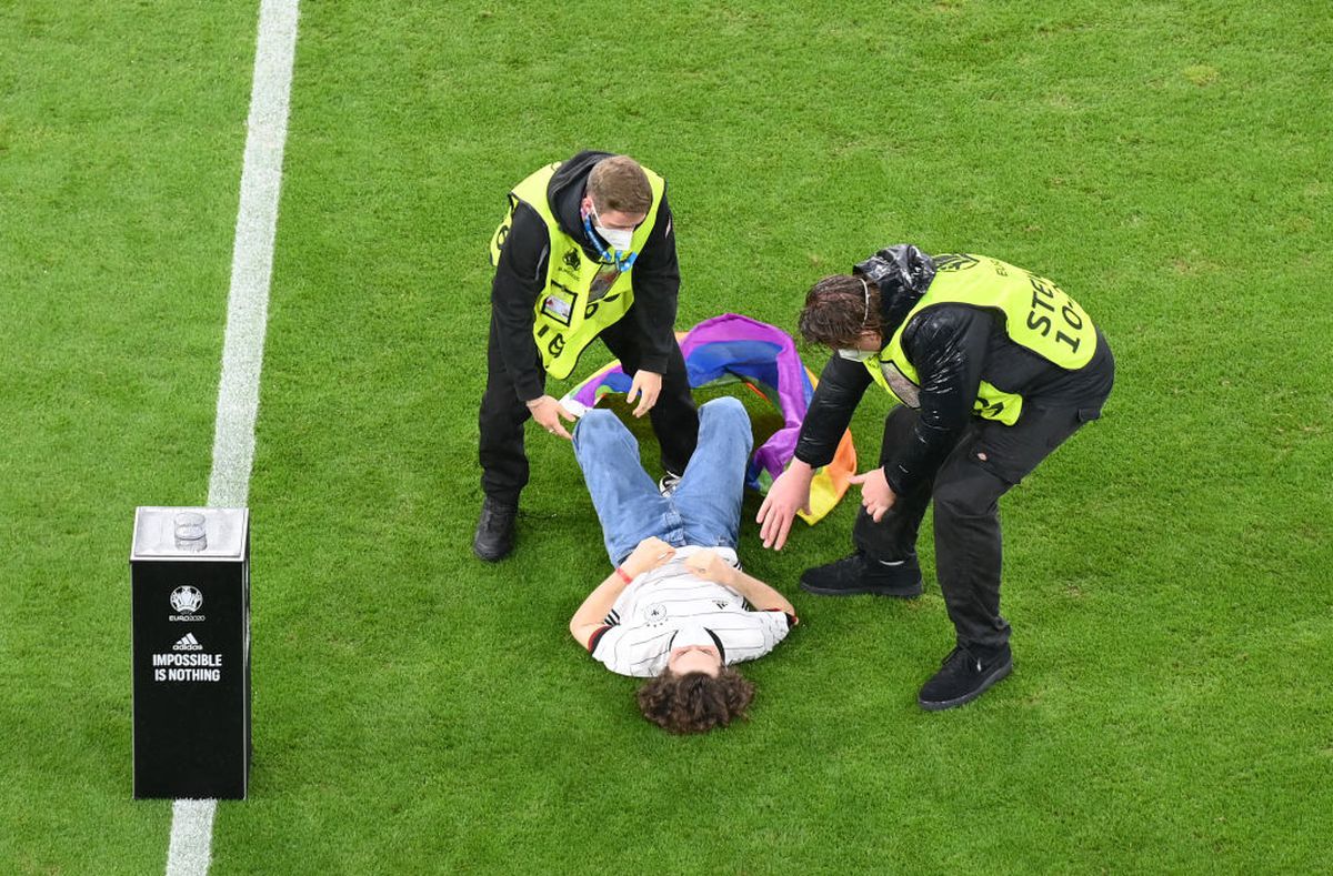 Nu s-a văzut la TV! Controversa continuă » Imnul Ungariei, boicotat în Germania