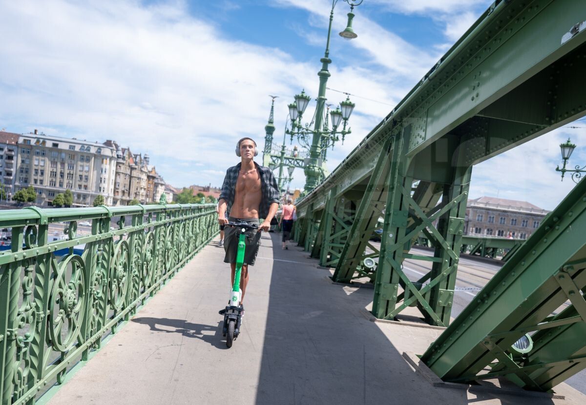 FOTO David Popovici în Budapesta