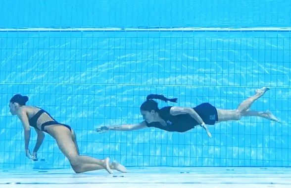 Imagini dure la Mondialele de la Budapesta! » Antrenoarea a plonjat în bazin pentru a-și salva sportiva leșinată: „Salvamarii nu interveneau”