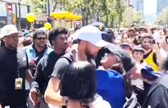Stupoare la petrecerea de titlu a lui Warriors » A încercat să-l sărute pe Steph Curry, de față cu soția starului din NBA