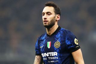 Cristi Chivu, primul scandal! » Calhanoglu îi răspunde lui Lautaro: „Istoria nu va ține minte pe cine a ridicat vocea”