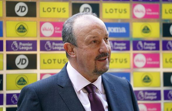 Mesajul lui Rafa Benitez pentru Mircea Lucescu