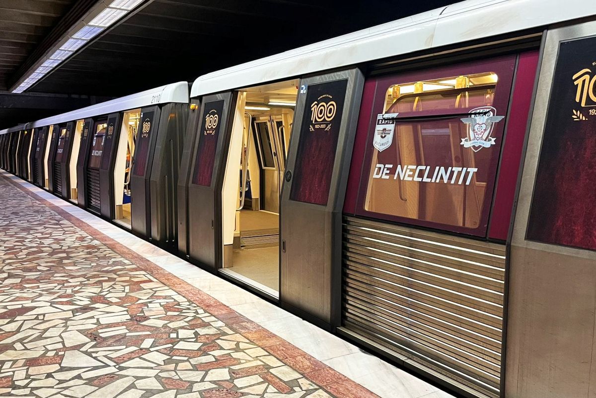 Atenție, porțile li se deschid! Surpriză la metrou: „A fost pusă în circulație garnitura de metrou «Rapid 100»”