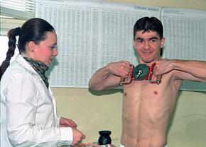 Robert Niță, amintiri colosale de la Rapid: „Până să mă întrebe secretara unde mă duc, eu eram cu fundul pe biroul lui Copos, la propriu!”