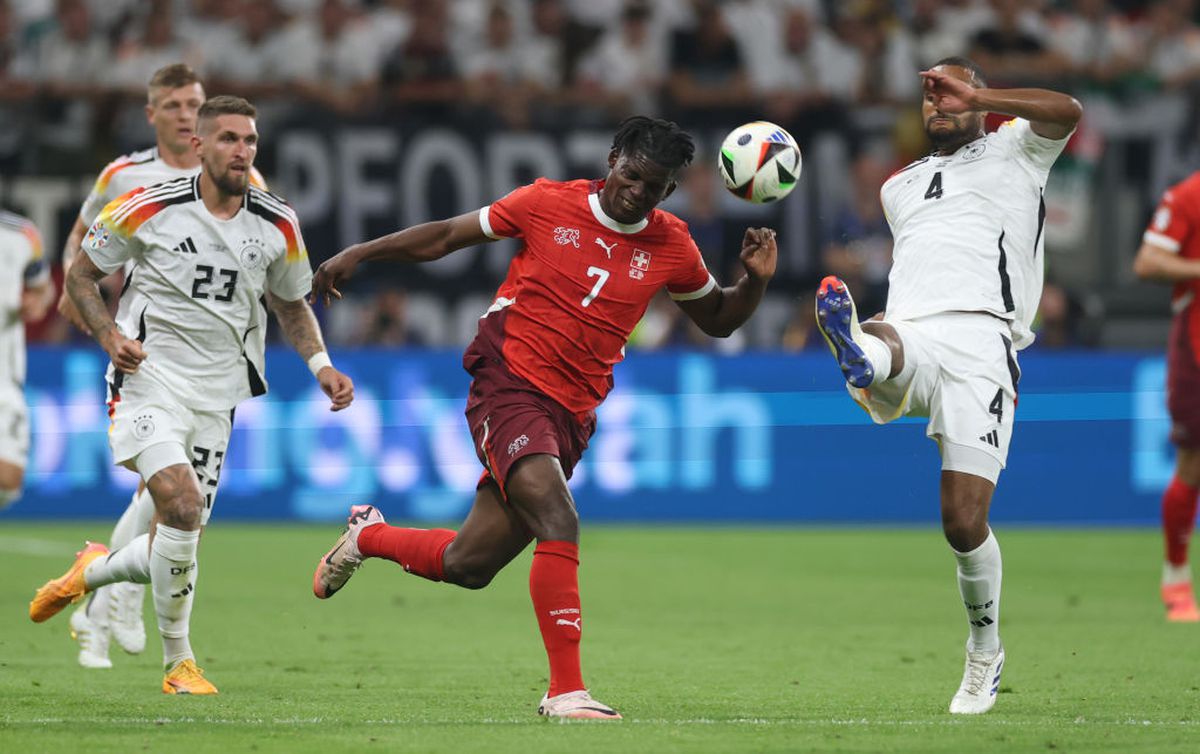 Direct în istorie! Manuel Neuer, bornă impresionantă în Elveția - Germania