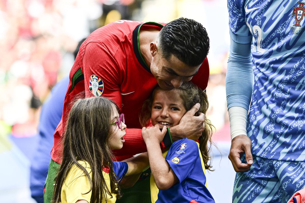 Cele mai tari 20 de imagini surprinse la Euro 2024