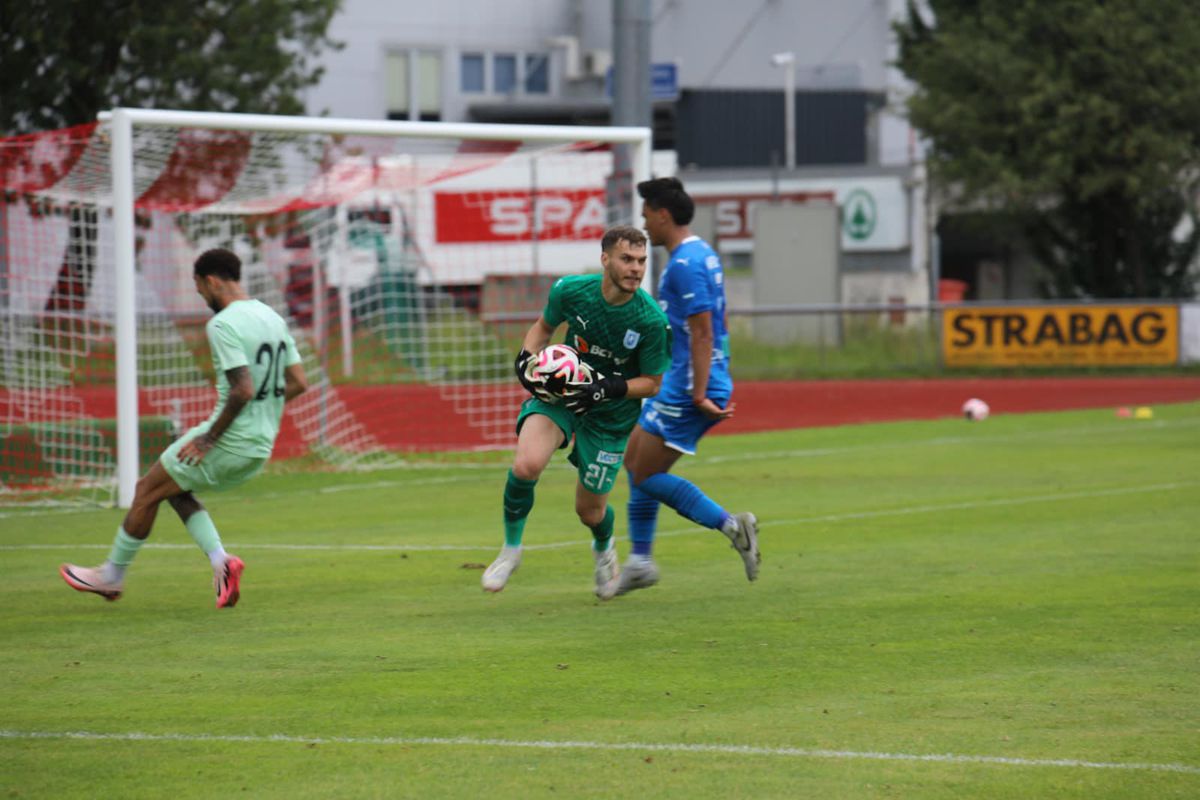Universitatea Craiova a pierdut primul meci amical al verii