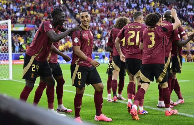 Comentarii dure după cea mai controversată fază a partidei Belgia - România 2-0: „Henț clar! Sunt directive de la UEFA!”