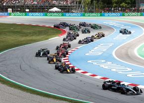 Marele Premiu al Spaniei » Verstappen mărșăluiește către a șaptea victorie a sezonului