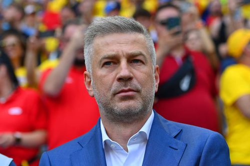 Selecționerul Edward Iordănescu (46 de ani) le-a transmis un mesaj public suporterilor naționalei României, în care le-a mulțumit acestora pentru susținerea de care au dat dovadă.