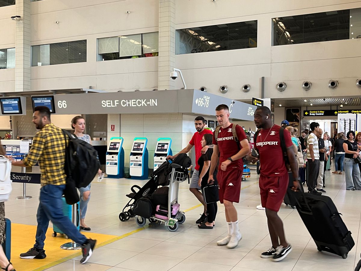 Rapid a plecat în cantonamentul din Slovenia » 5 jucători nu fac deplasarea