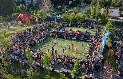 Theo Rose, show la baschet » Weekend plin la Sport Arena Streetball pe terenurile din Parcul Liniei