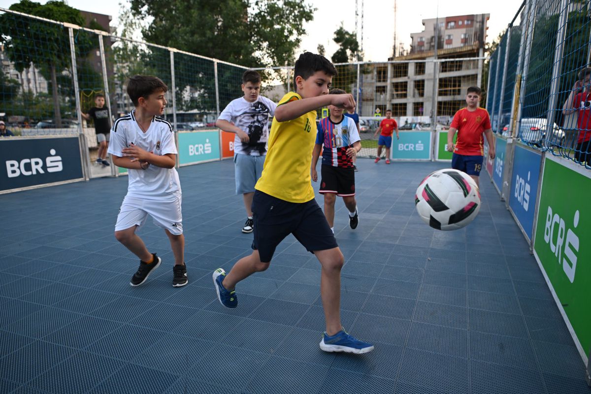 Theo Rose, show la baschet » Weekend plin la Sport Arena Streetball pe terenurile din Parcul Liniei