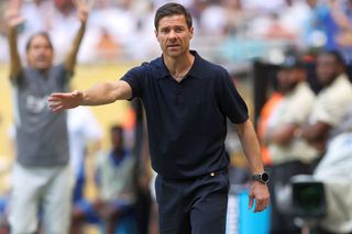 Xabi Alonso, dat pe spate după Real Madrid - Pachuca: „Am văzut puțini jucători ca el. Îmi amintește de Gerrard”