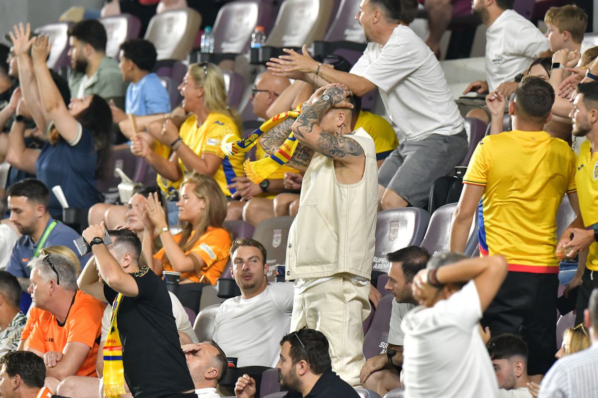 Momente emoționante după România U19 - Olanda U19 » Ce s-a întâmplat pe gazon, la câteva secunde după fluierul final