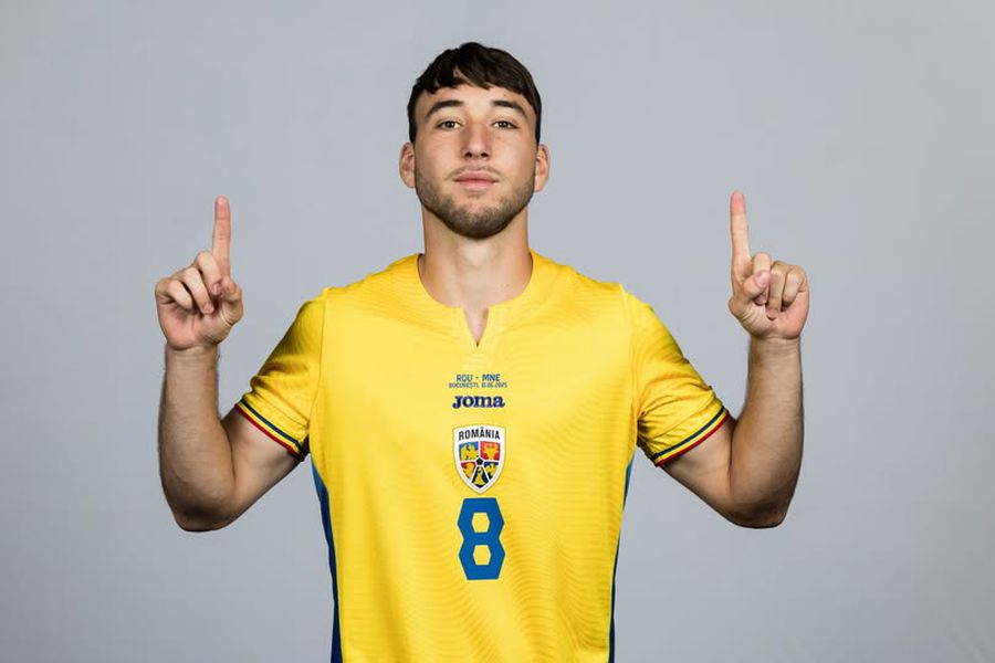 Pasiunile secrete ale vedetelor României U19: „Limba arabă și artele marțiale” » Mărturiile emoționante ale taților lui Luca Szimionaș și David Matei înaintea semifinalei Euro cu Olanda