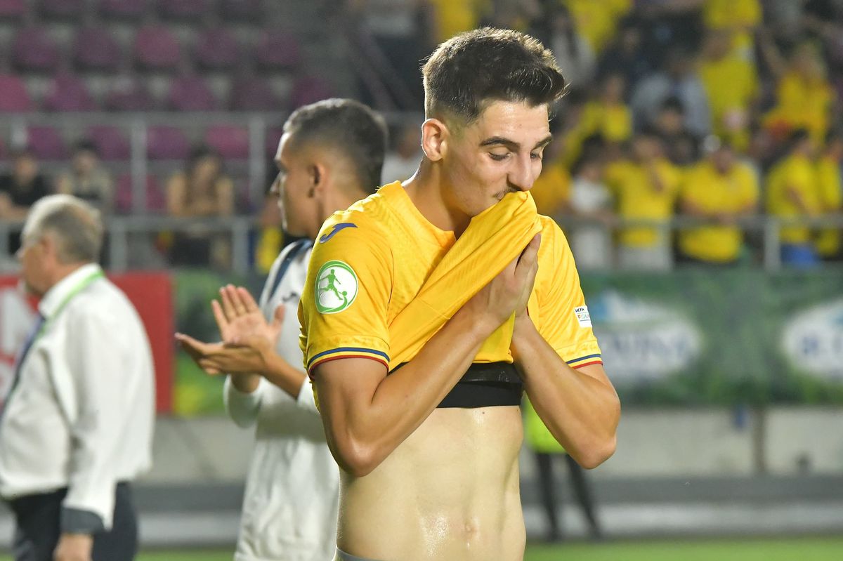 Momente emoționante după România U19 - Olanda U19 » Ce s-a întâmplat pe gazon, la câteva secunde după fluierul final