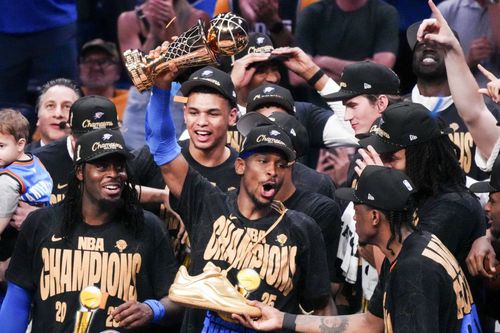 Shai Gilgeous-Alexander a intrat în panteonul legendelor NBA alături de Michael Jordan, Kareem Abdul-Jabbar și Shaquille O'Neal. Foto: Imago