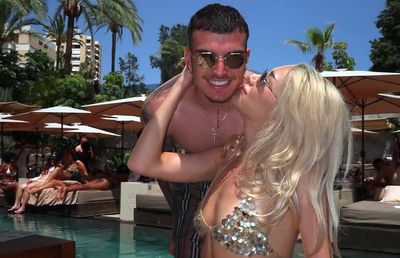 Man și Mihăilă, vacanță de vis cu iubitele » Ami și Alexandra, imagini incendiare pe plajele din Spania