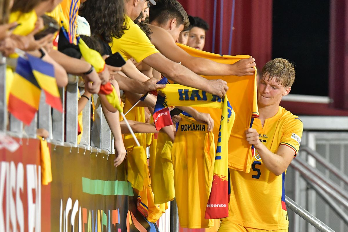Momente emoționante după România U19 - Olanda U19 » Ce s-a întâmplat pe gazon, la câteva secunde după fluierul final