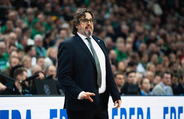 Unul din cei mai buni antrenori ai Europei, dat afară la mai puțin de 36 de ore după ce a câștigat titlul național