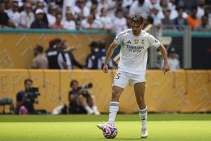 Apărătorul Realului, condamnat! Coechipierii și Xabi Alonso îl pun la zid: „Aceeași greșeală în două meciuri”