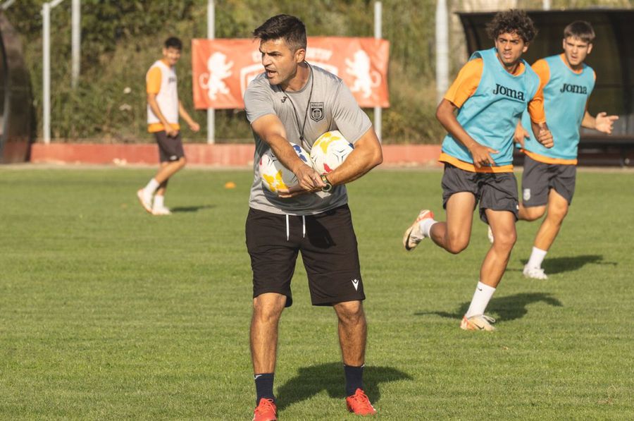 Viitorul star al lui Dinamo? Titular, astăzi, în prima echipă la numai 15 ani: „Are deja 1,85m înălțime”