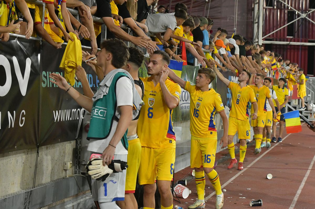 Momente emoționante după România U19 - Olanda U19 » Ce s-a întâmplat pe gazon, la câteva secunde după fluierul final