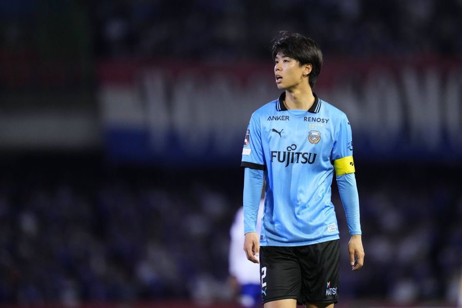 Kota Takai / Foto: Imago Images Concurență pentru Radu Drăgușin la Tottenham » Fundașul de 1,92 metri semnează cu formația londoneză