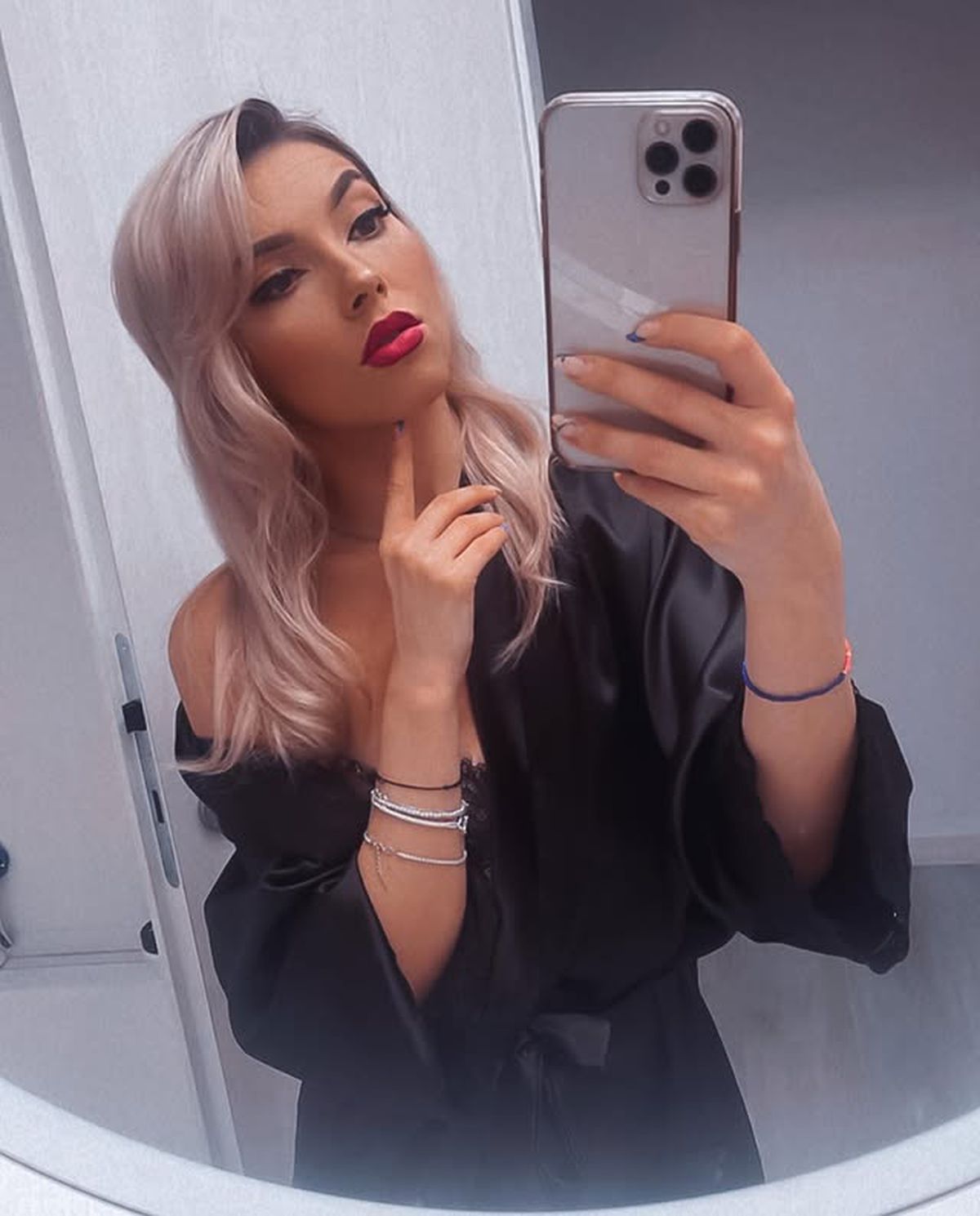 Bernadette Szocs 2025