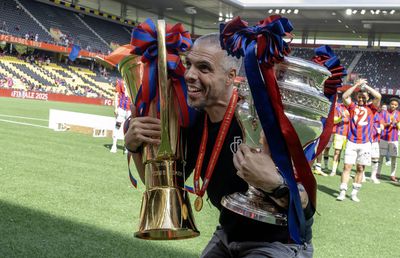 A semnat cu noua echipă, dar riscă ani grei de închisoare » Motivul care ar putea încheia cariera antrenorului