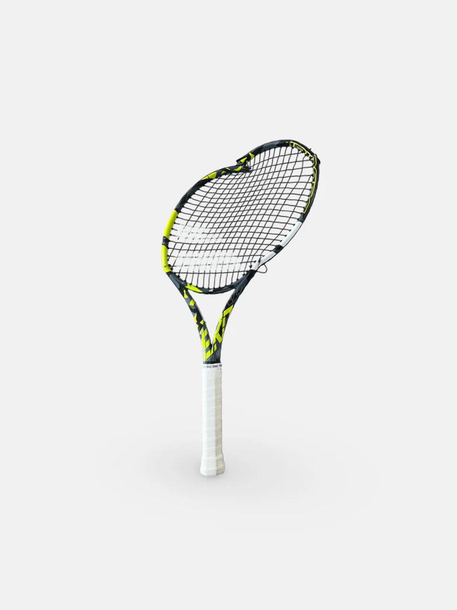 Decizie bizară în afaceri! Un tenismen din top 10 mondial își vinde rachetele distruse: „Spun o poveste”