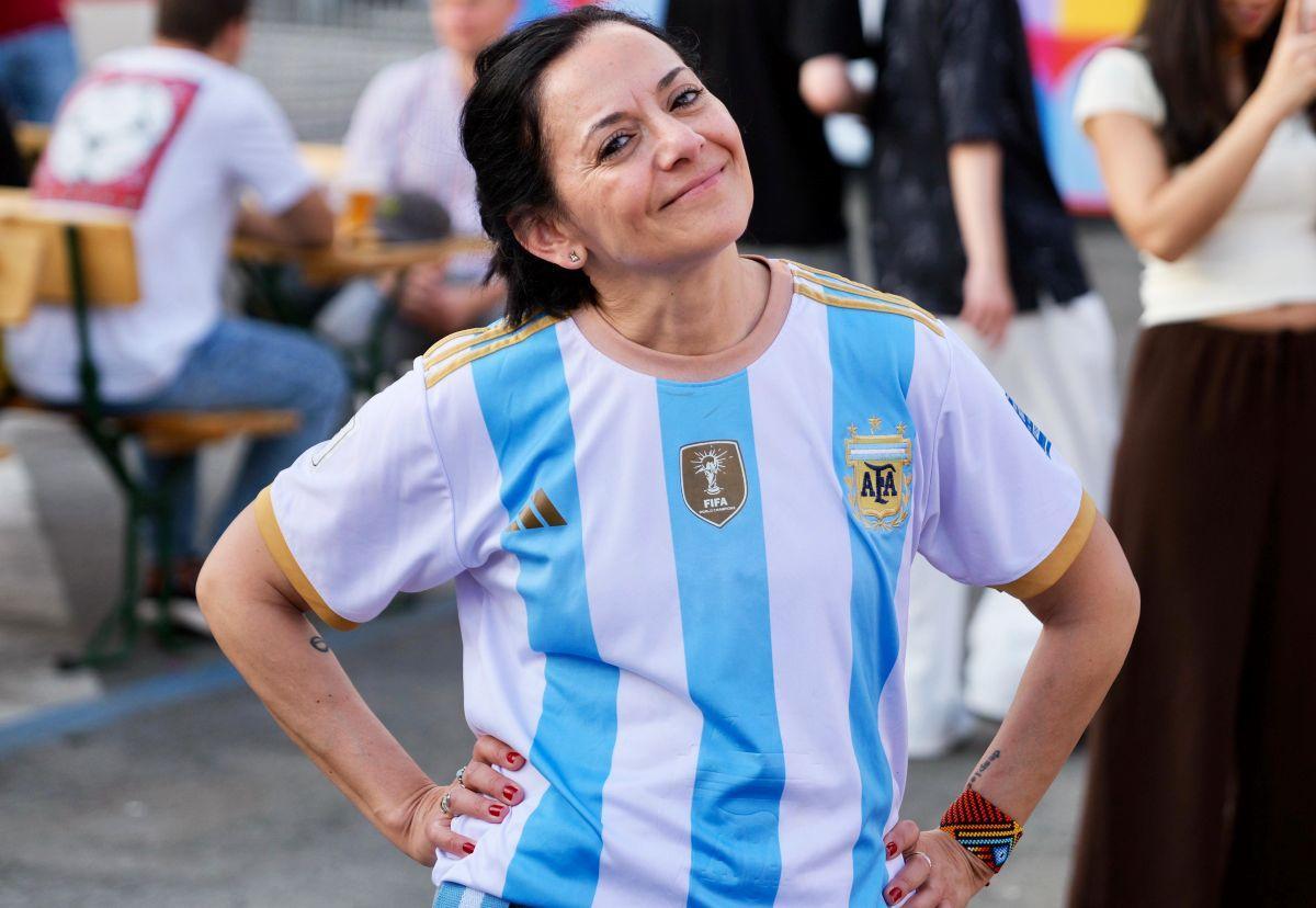 Artista argentiniană care a făcut carieră în România, uimită de ce a văzut în centrul Bucureștiului, în timp ce Messi „rupea norii” la Mondial: „Cea mai mare surpriză”