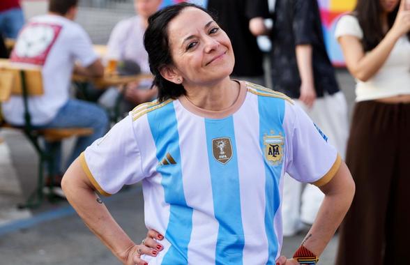 Artista argentiniană care a făcut carieră în România, uimită de ce a văzut în centrul Bucureștiului, în timp ce Messi „rupea norii” la Mondial: „Cea mai mare surpriză”