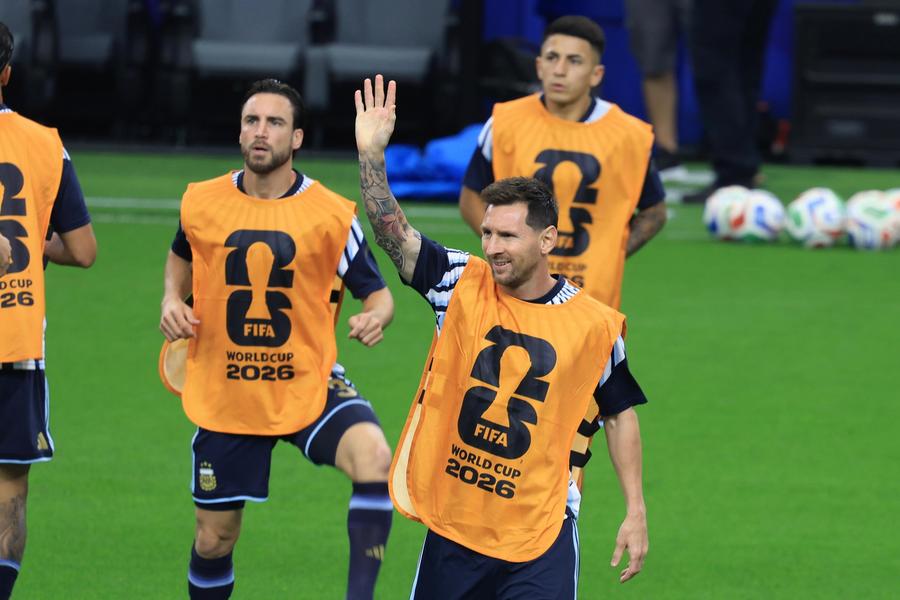 De ce nu îl plac pe Messi