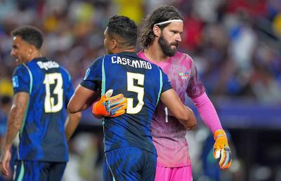 Brazilia s-a opus FIFA » De ce a refuzat să joace în roșu la Campionatul Mondial
