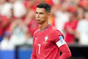 Portugalia - Uzbekistan » GOOOOL Cristiano Ronaldo! „Dublă” în 38 de minute