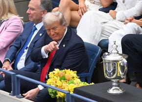 Donald Trump va înmâna trofeul după finala Cupei Mondiale