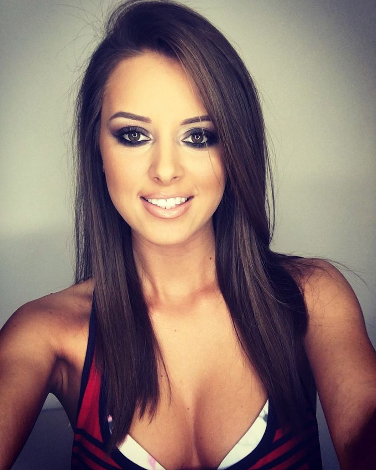 FOTO Cu ea s-a consolat după finală » Jucătorul lui Sepsi care se iubește cu cea mai sexy reporteră