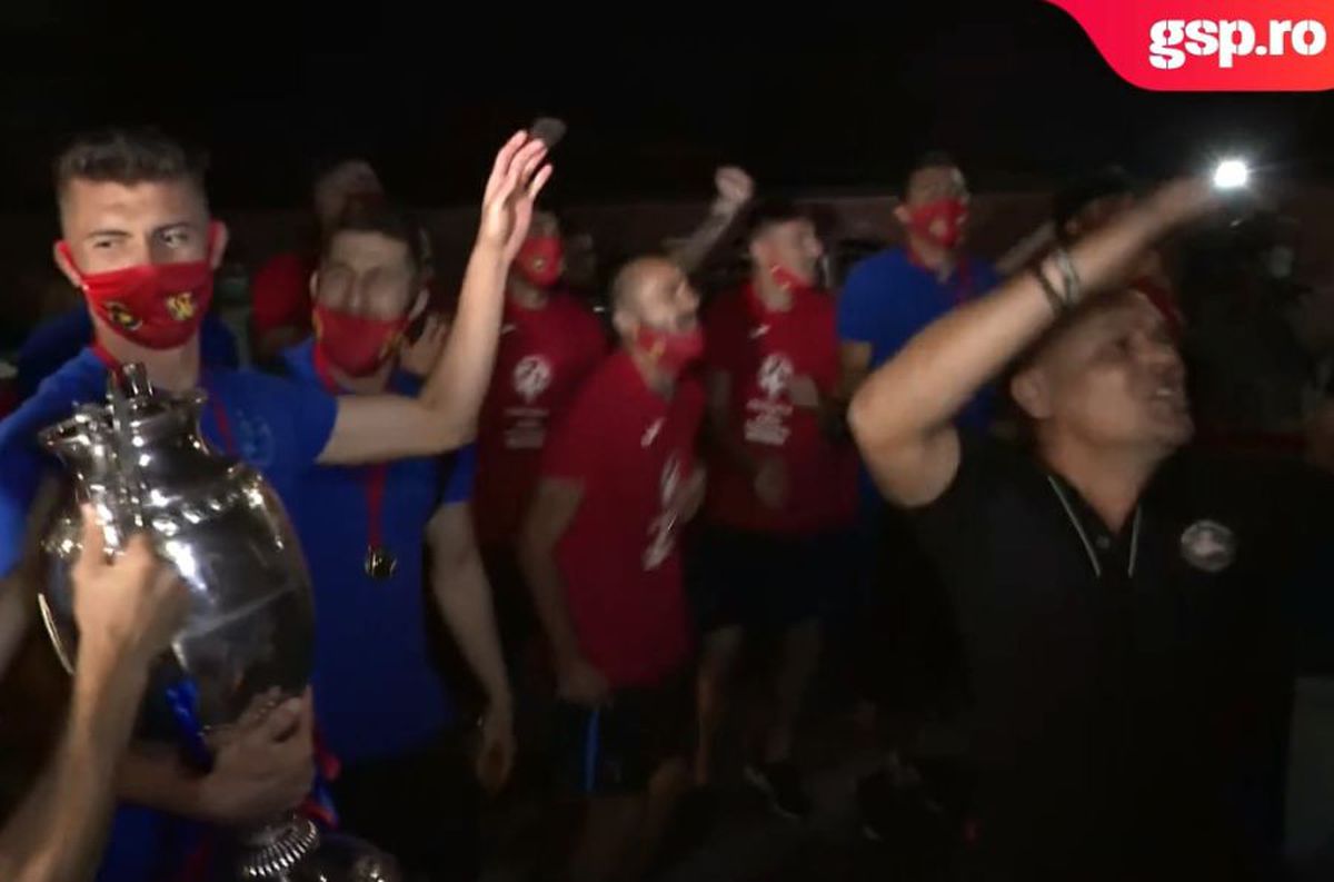 VIDEO SCANDALOS Jucătorii lui FCSB, scandări xenofobe după succesul cu Sepsi: „Ne p***m pe Ungaria voastră! Să-ți dăm la m**e, bozgore!”