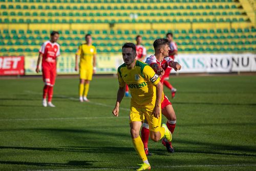 FC Argeș și CS Mioveni se întâlnesc vineri, de la 17:30, într-o restanță din play-off-ul ligii secunde