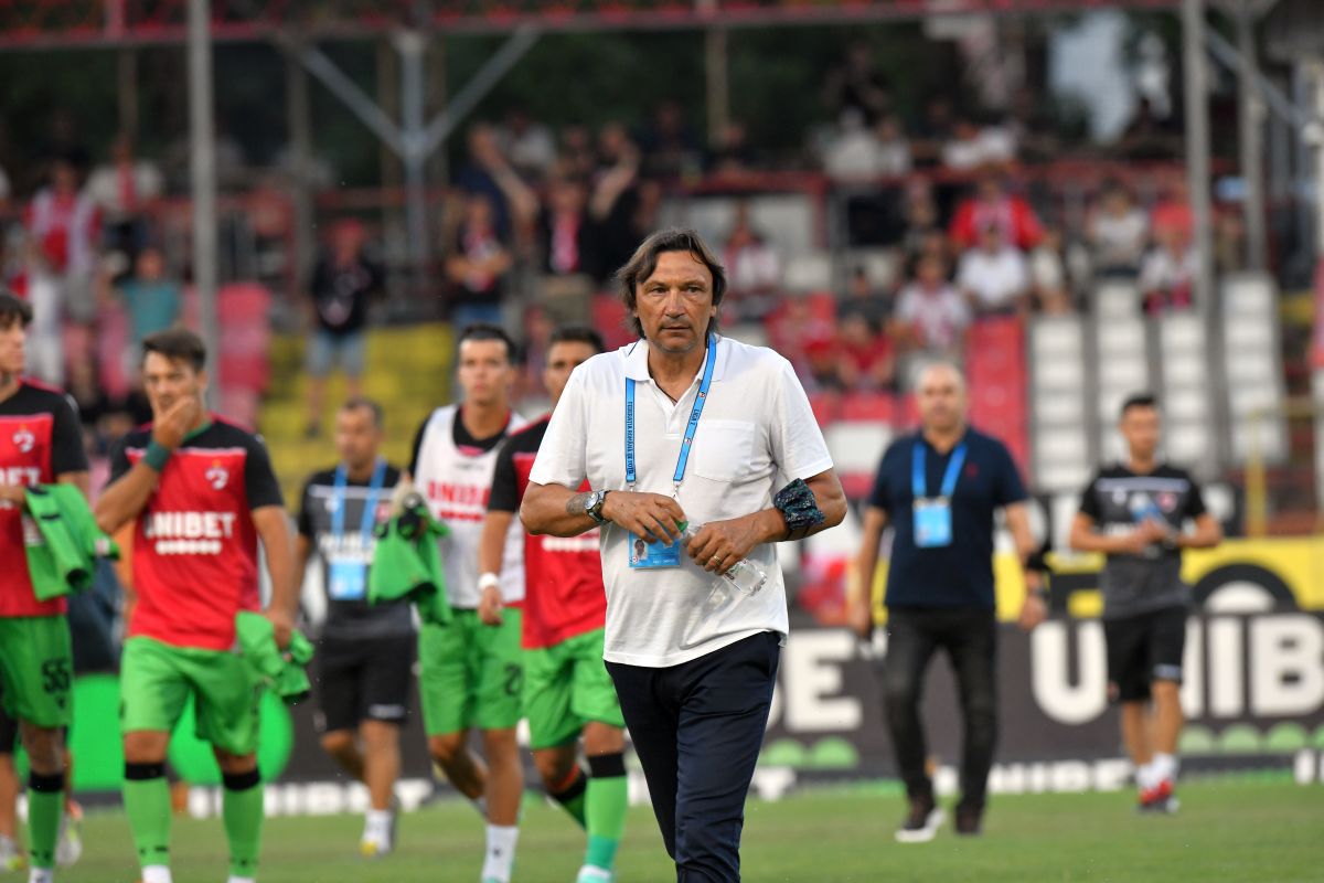 Așteaptă rezolvarea memoriului și vrea să plece de la Dinamo! Cu ce probleme se confruntă Bonetti