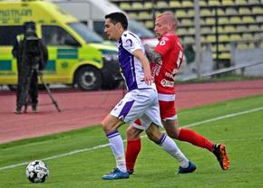 La propunerea Gazetei, două legende au prefațat FC Argeș - UTA » Amintiri din altă epocă: „I-am bătut și au căzut în «B»”
