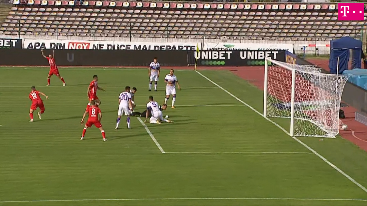 Gol senzațional marcat în FC Argeș - UTA » Nimeni nu s-a așteptat la această soluție!