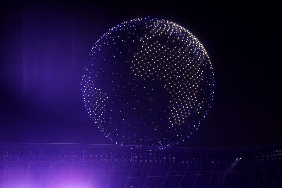Moment SF în timpul ceremoniei de la Tokyo! Peste 1.800 de drone au apărut deasupra arenei