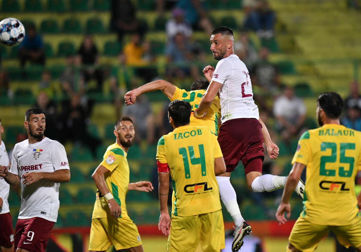 CS Mioveni - Rapid 0-2 » Miță e pe primul loc! Giuleștenii confirmă și au 6/6. Clasamentul