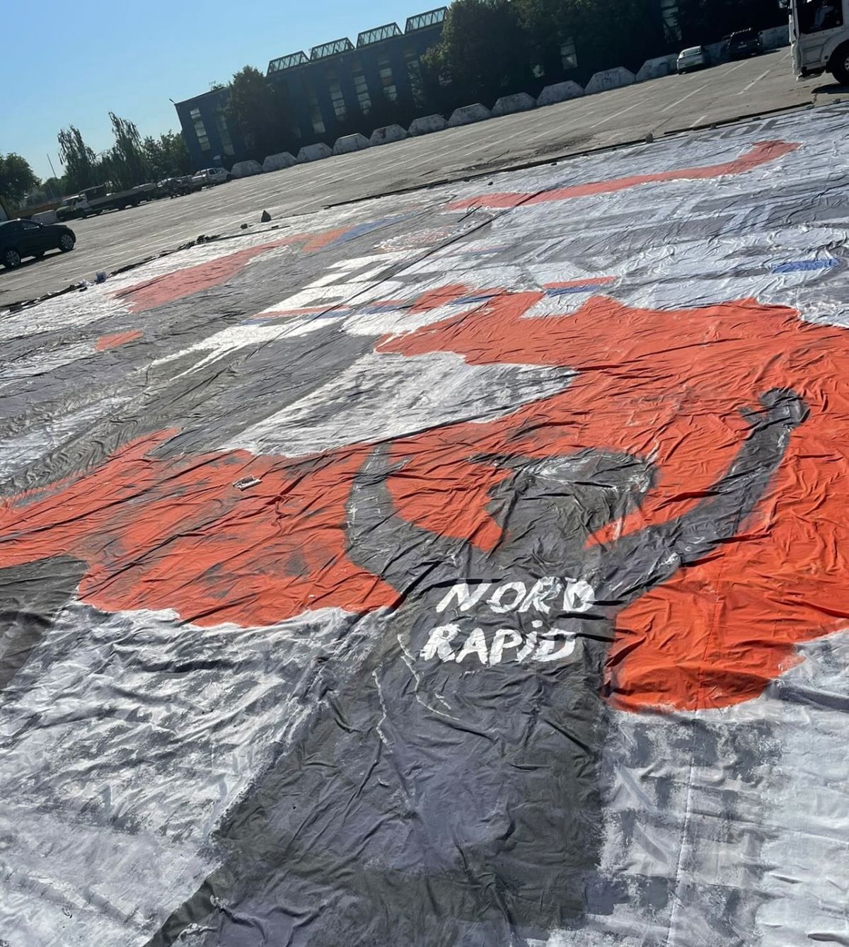 Lovitură pentru ultrașii FCSB » Au muncit degeaba la scenografie!