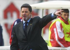 Cornel Dinu a dat cu barda în campania de finanțare a Red&White: „Sună a bere finlandeză! El vrea să fie ham-ham distrugător la Dinamo că n-a reușit în «Sania albastră»!”