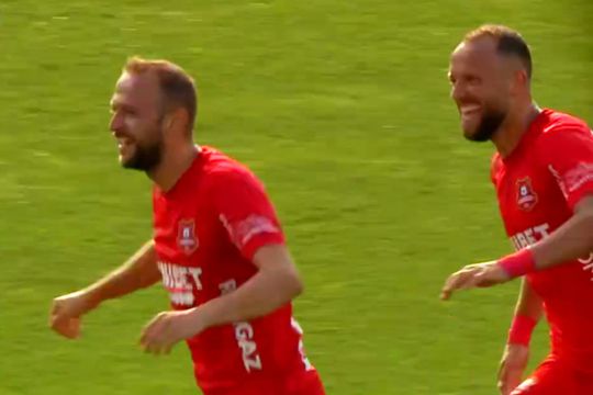 Video  Poli Iași - Hermannstadt 1-3. Gabi Iancu, gol cu călcâiul, după  dubla lui Silviu Balaure