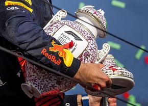 I-a rupt trofeul lui Verstappen! Scene comice pe Hungaroring